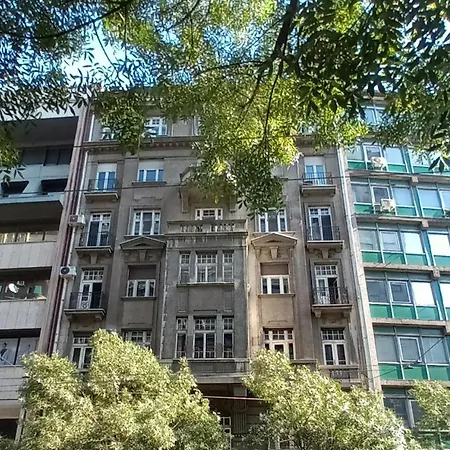 Appartement Authentic Centre - Split Level Loft With Patio In Courtyard *