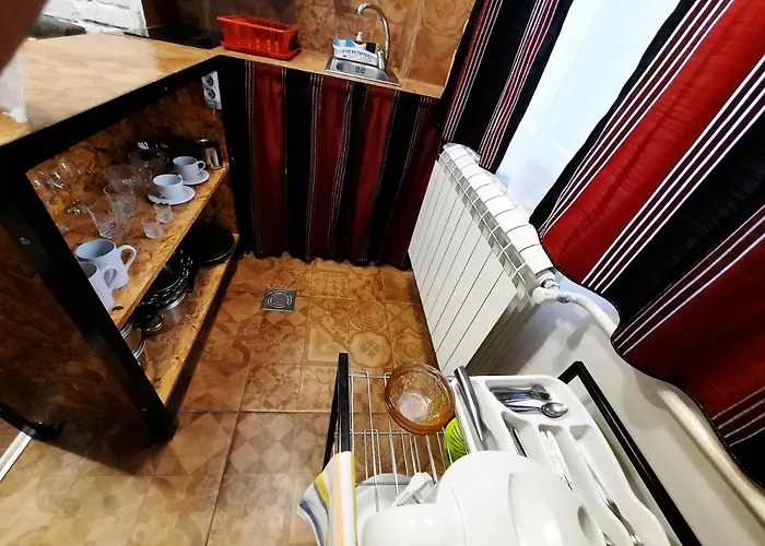 Apartament Authentic Centre - Split Level Loft With Patio In Courtyard